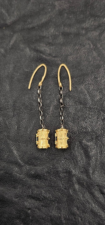 TREASURE BOX OF THE PIRATES